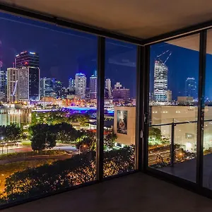 Fleet Lane 4*, Brisbane Australia