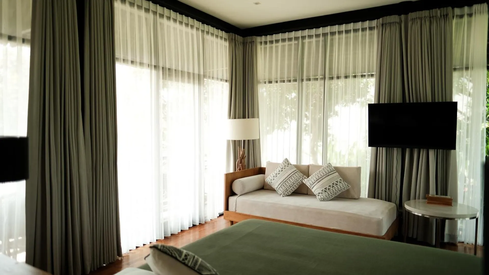 Wave House Resort Canggu 3*, Canggu (Bali)